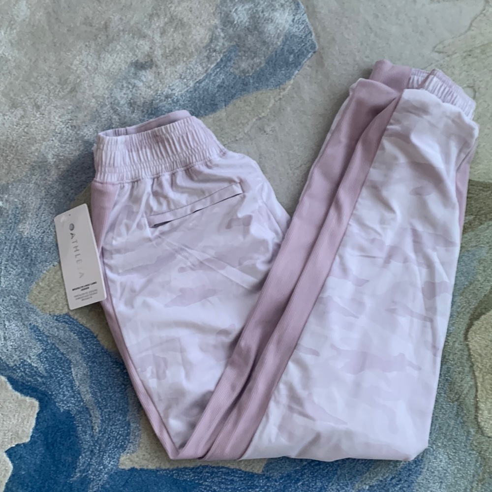 Athleta Brooklyn Lined Camo Jogger Shasta Purple